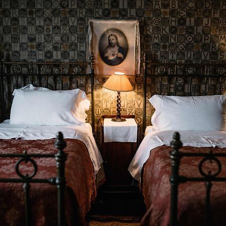 St Benedict - Victorian Bed And Breakfast Hastings Ngoại thất bức ảnh