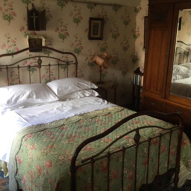 St Benedict - Victorian Bed And Breakfast Hastings Phòng bức ảnh
